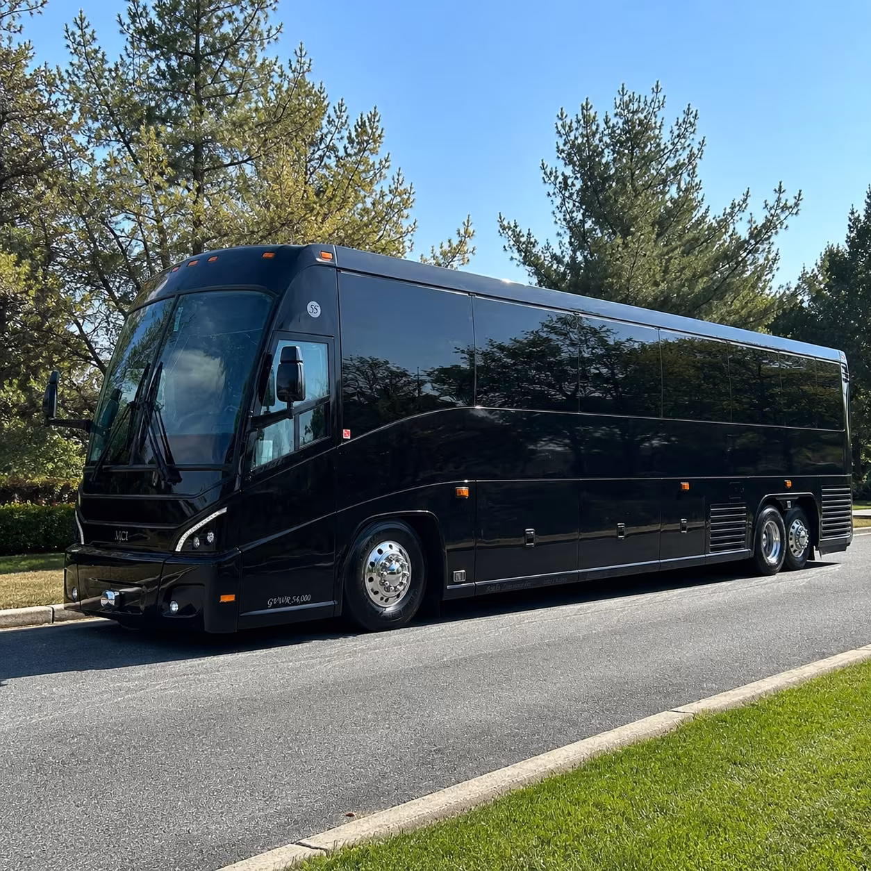 shuttle buses connecting alameda employees to bart and oakland transit hubs